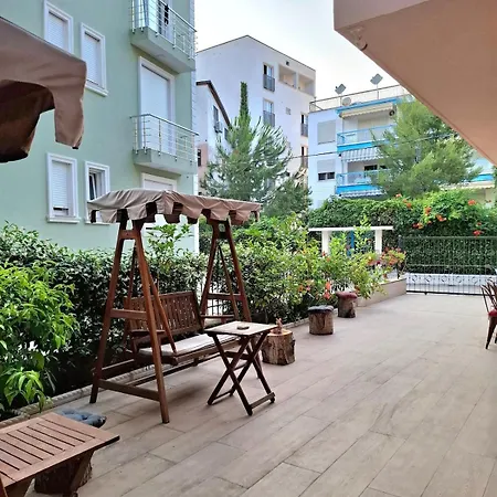 Don House Villa Golem (Tirana)