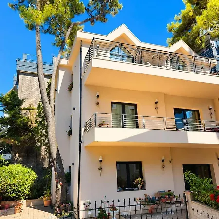 Villa Don House