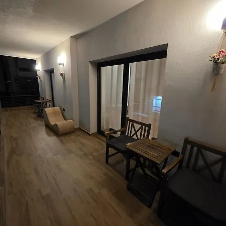 Don House Villa Golem (Tirana)