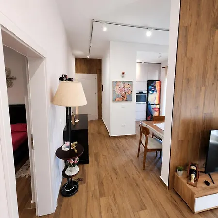 Villa Don House Golem (Tirana)