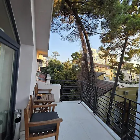 Villa Don House Golem (Tirana)